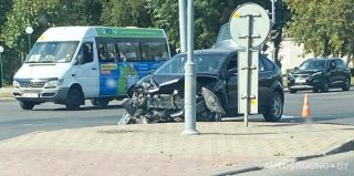 Бьются автомобили – страдают пешеходы. Ситуация у "Радиоволны" в Гродно