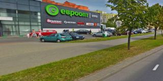 У "Евроопта" на Янки Купалы за 23 минуты повредили Hyundai. ГАИ ищет очевидцев