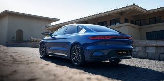 Tesla больше не самый популярный производитель электрокаров: его обошел китайский бренд