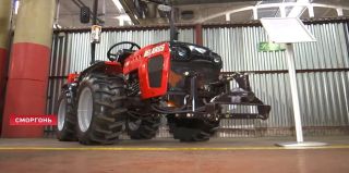 В Сморгони будут серийно выпускать новый мини-трактор