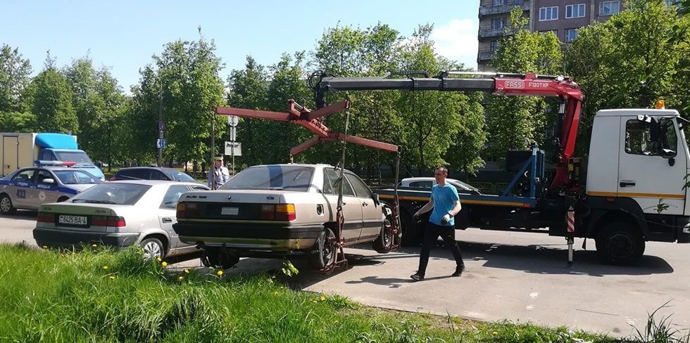 Бросили авто на стоянке и не ухаживаете? С ним будет то же, что и с машинами с улицы Богуцкого, где прошел рейд