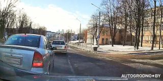 Сюрприз на дороге в Гродно: "Мы едва не собрали паровозик на Виленском переулке". Опрос