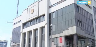 В Гродно инструктора по вождению осудили за взятки и мошенничество