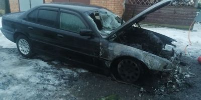 Минчанин купил BMW E38, а он сгорел через две недели! Теперь мужчина хочет вернуть за машину деньги. Получится?