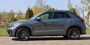 «За эти деньги точно взял бы новый Geely в салоне». Владелец рассказал о Volkswagen T-Roc (R) из Германии