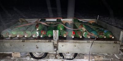 22 баллона с газом, 3 метеозонда и GPS-трекеры – тоже 3. Гродненские пограничники задержали нарушителей