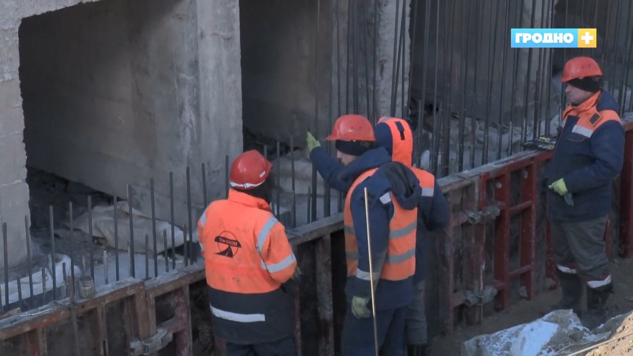 Посмотрите, какие перила ставят на Новом мосту в Гродно. Они совсем другие