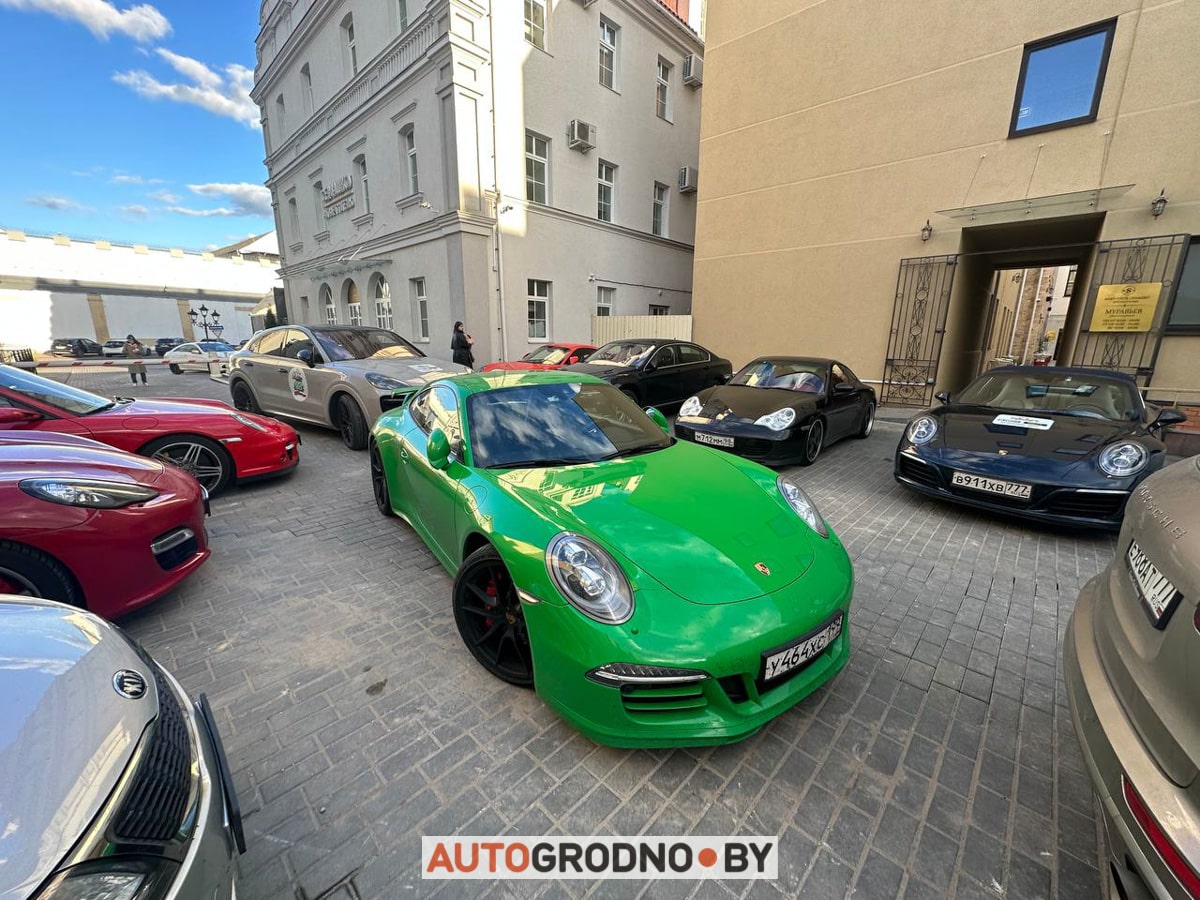 В Гродно прибыл Porsche Club Moscow