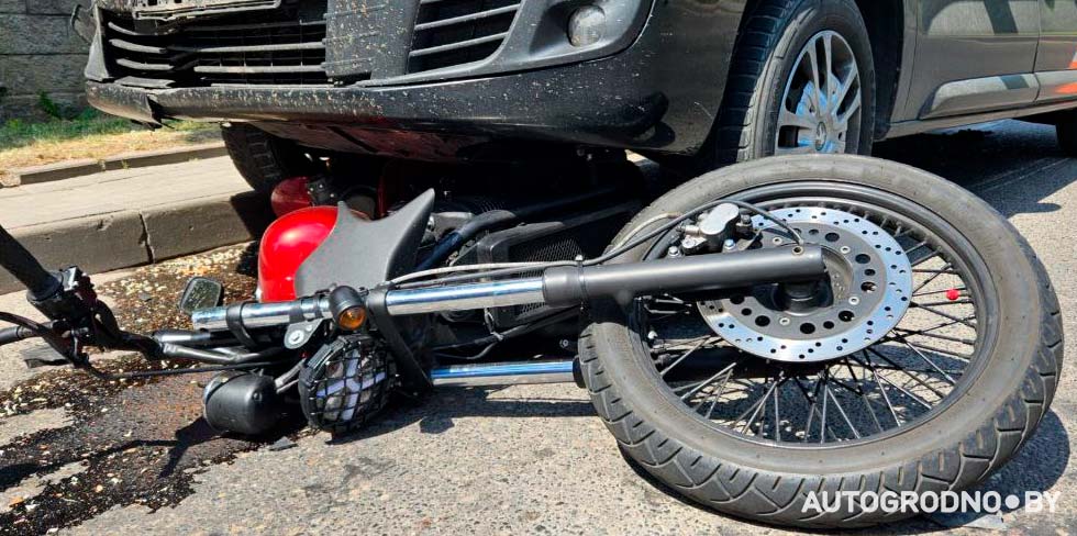 moto avar krasn 001