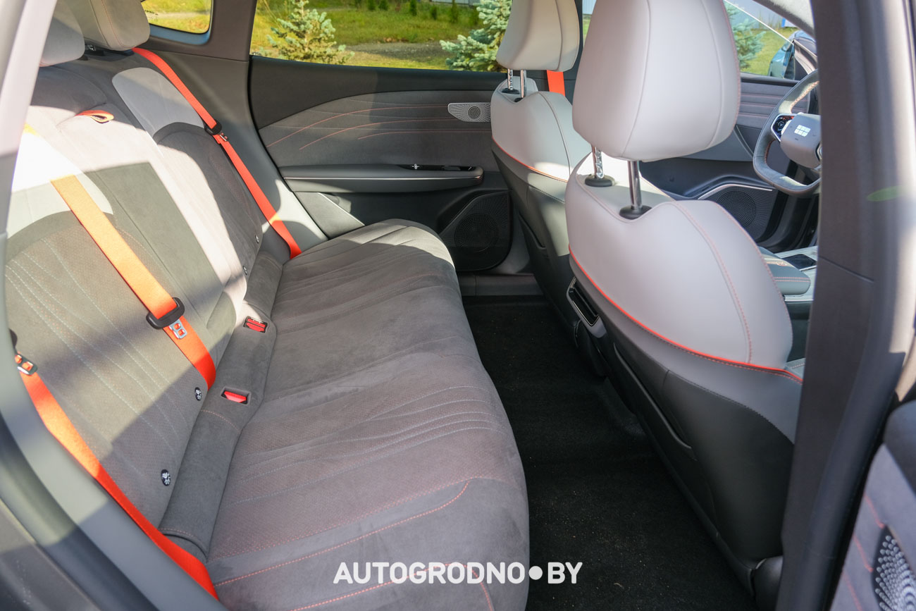 Geely E8 Обзор тест-драйв