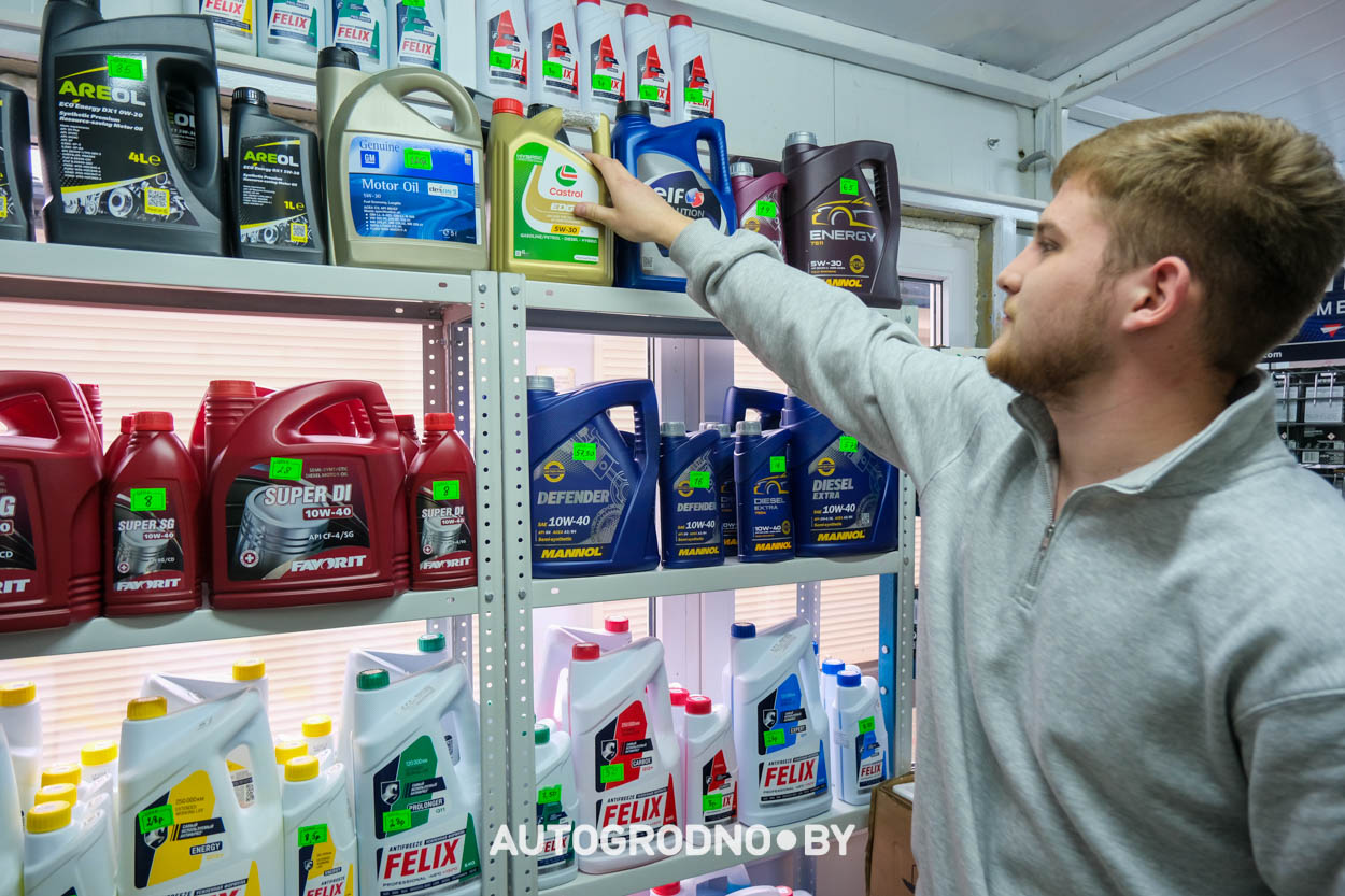 Магазин запчастей в микрорайоне Ольшанка в Гродно