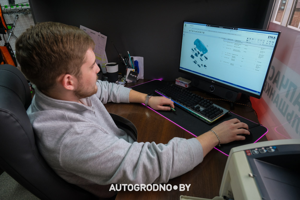 Магазин запчастей в микрорайоне Ольшанка в Гродно