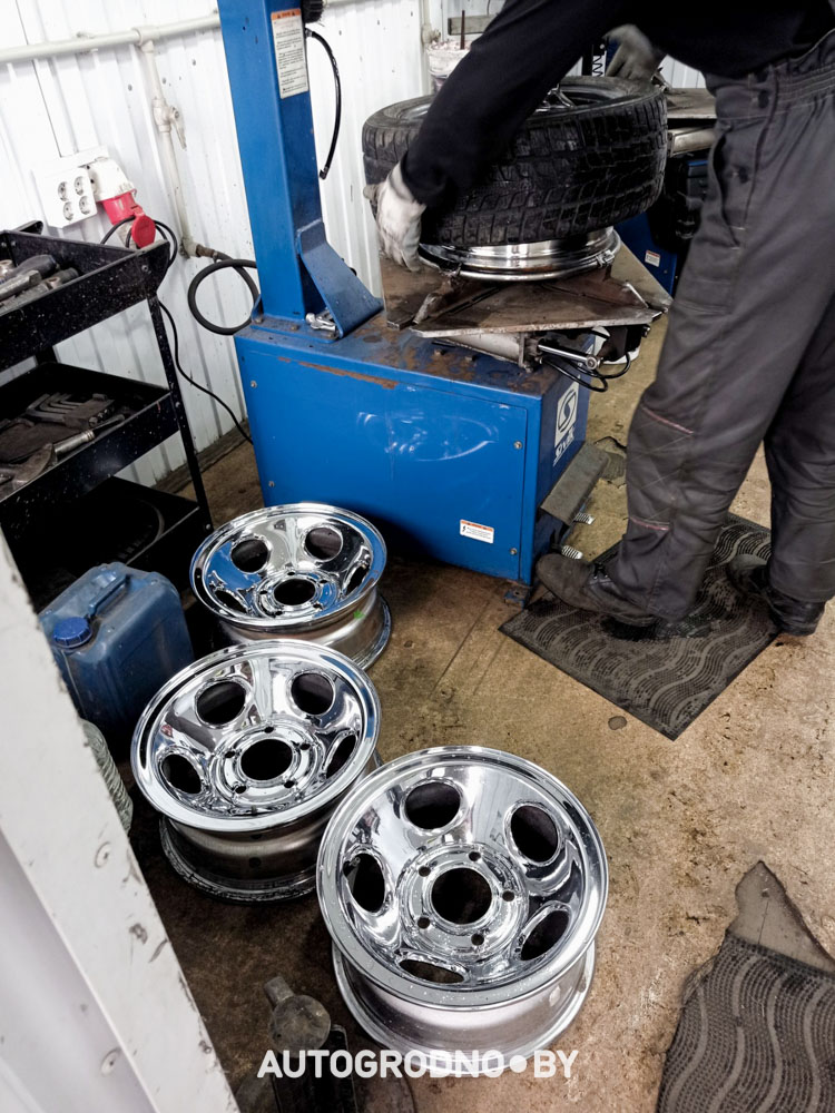 В Гродно восстановили ВОЛГУ ГАЗ 24