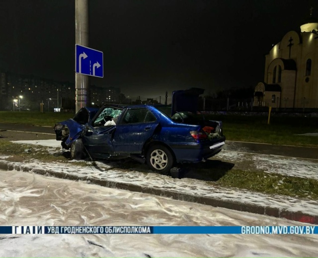 triniti peugeot 16 11 01