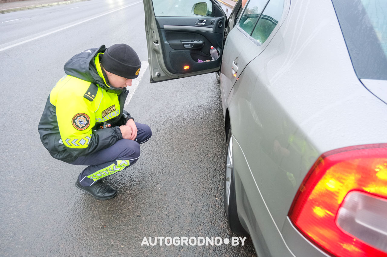 Рейд ГАИ Гродно - на летних или зимних шинах ездят водители Беларуси