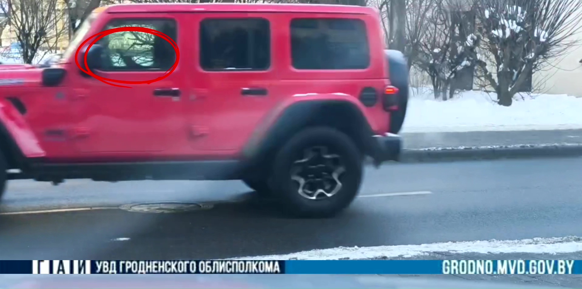 Штраф за вождение с телефоном в руках в Беларуси