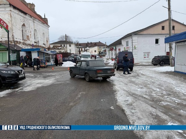 slonim rynok zadnij hod 01