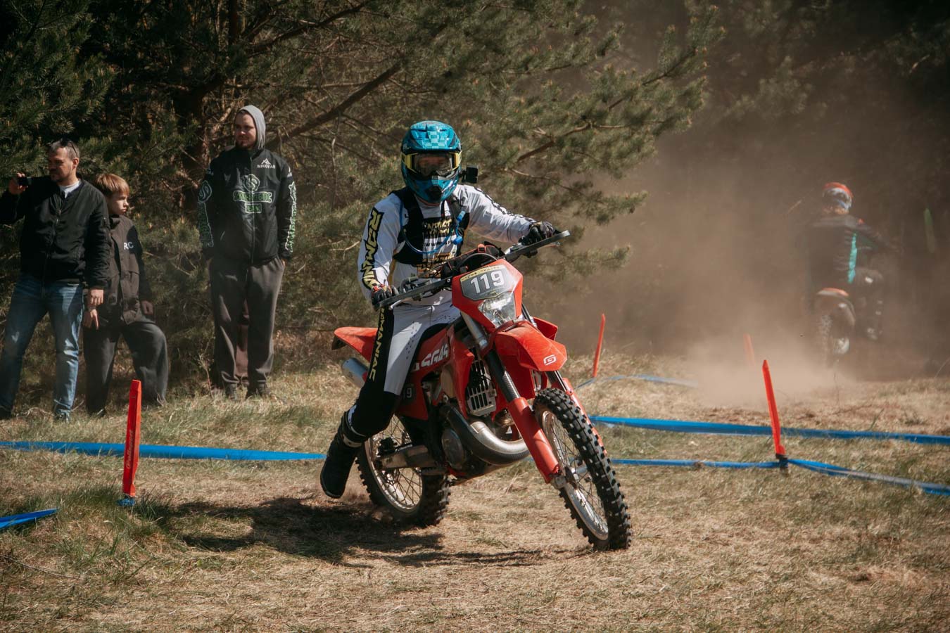 Соревнования по Эндуро под Красносельском