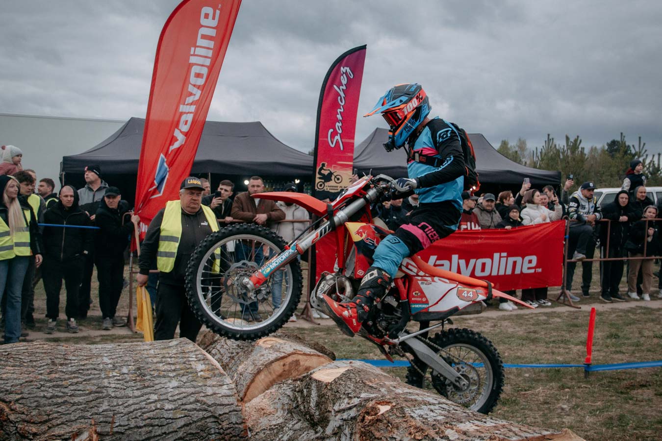 Соревнования по Эндуро под Красносельском