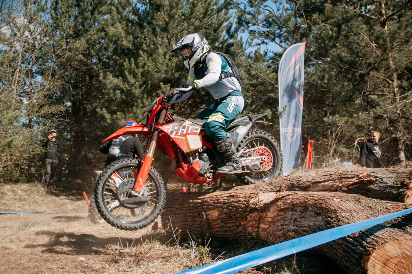 Соревнования по Эндуро под Красносельском