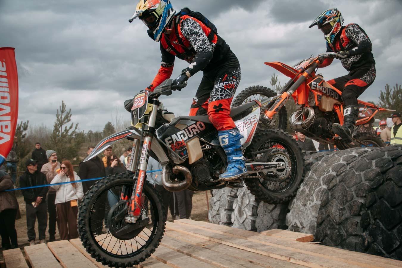 Соревнования по Эндуро под Красносельском