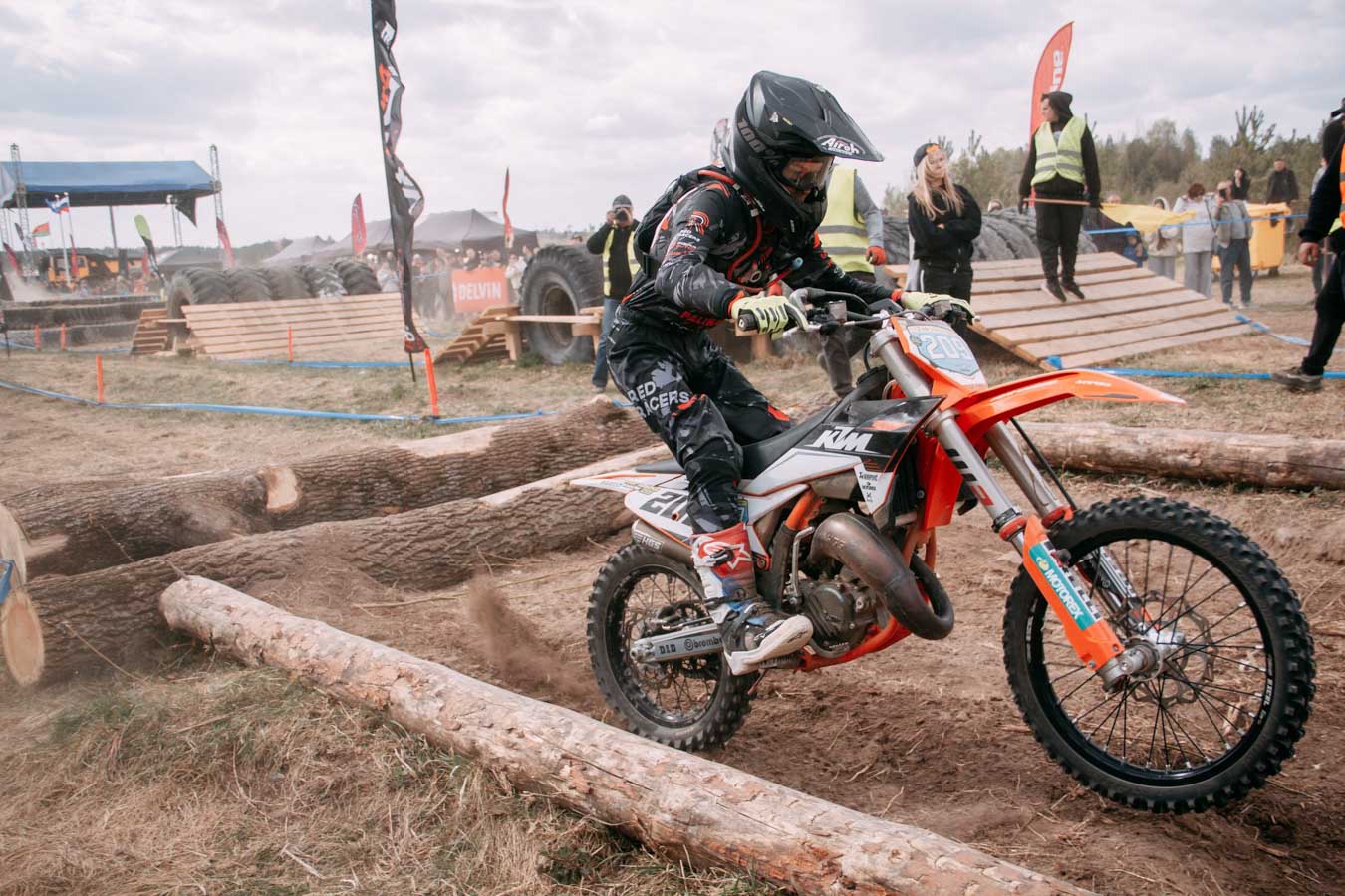 Соревнования по Эндуро под Красносельском