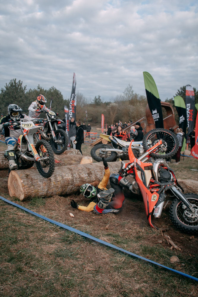 Соревнования по Эндуро под Красносельском