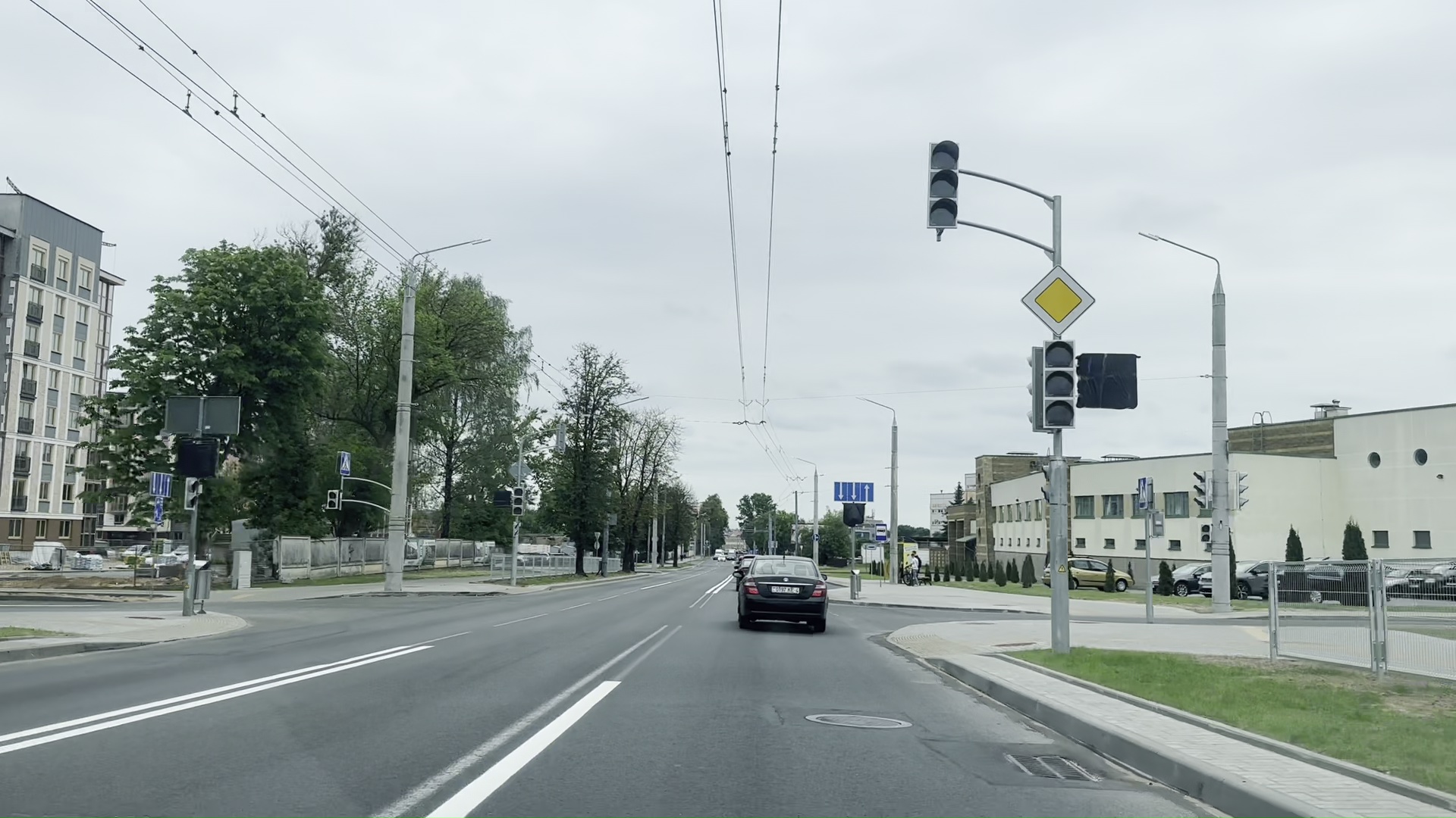 В Гродно на улице Дзержинского меняют организацию движения и ставят новые светофоры