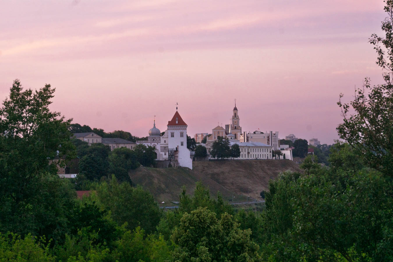 Набережная Гродно и новая ротонда