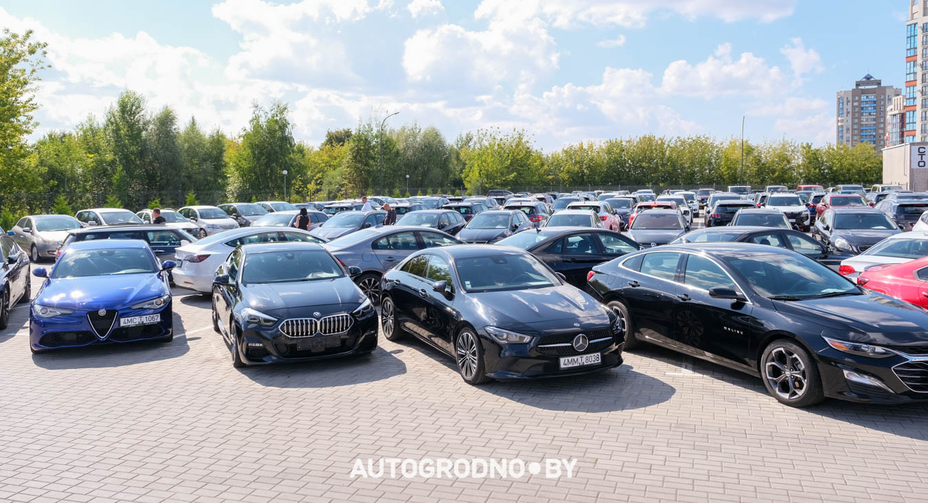 Площадка для продажи автомобилей в Гродно - Арена