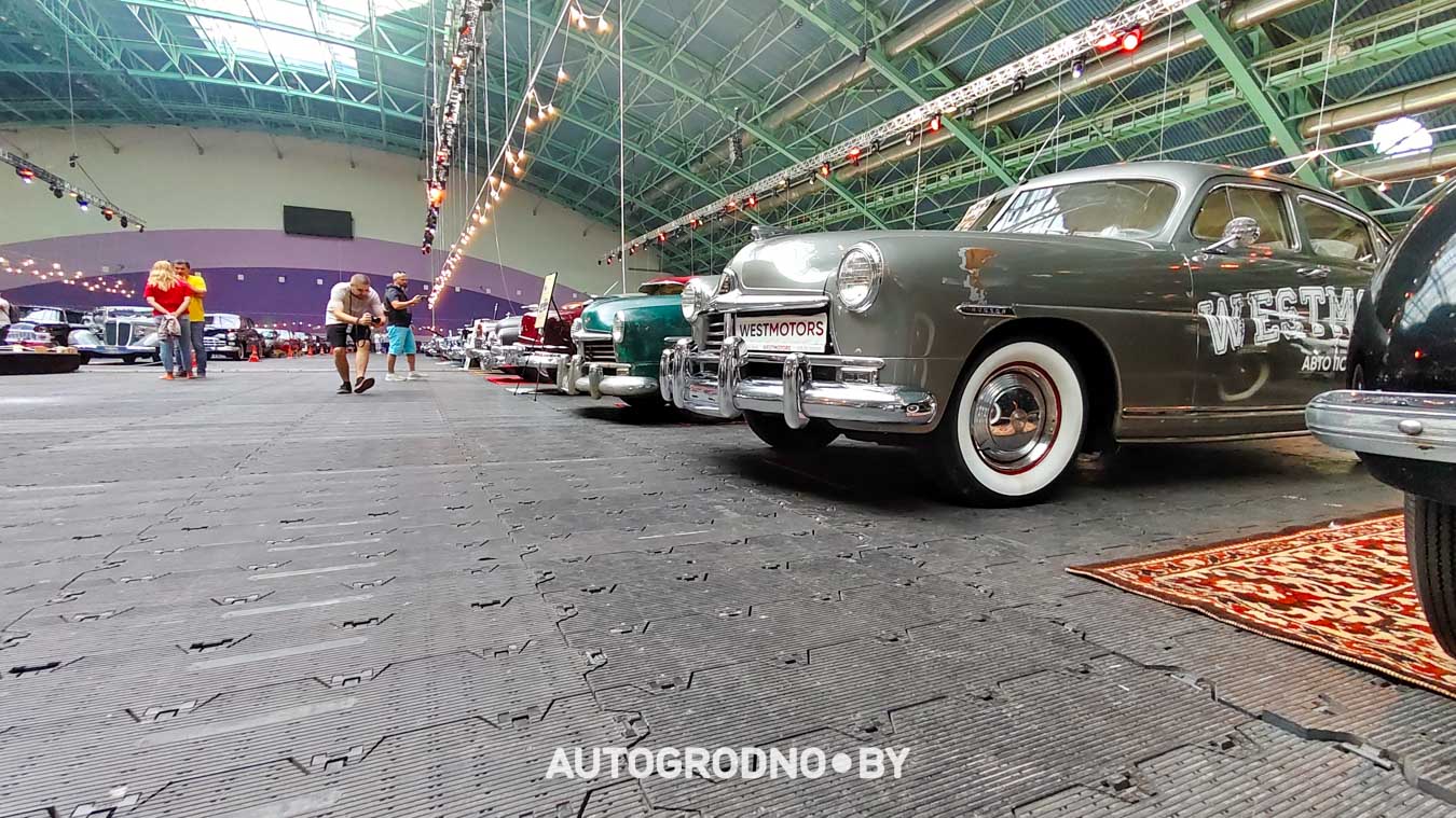 vintage day 2026