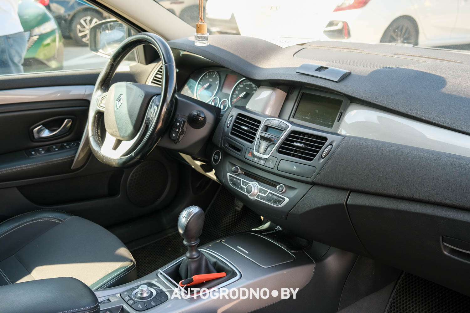 Какие автомобили представлены в автохаусе Авто Арена в Гродно