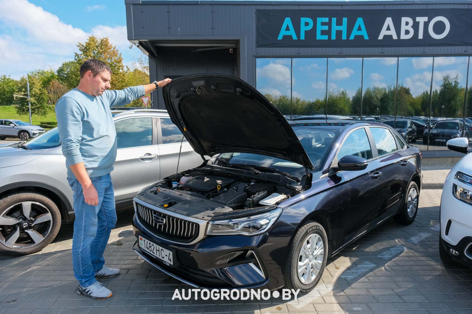 Какие автомобили представлены в автохаусе Авто Арена в Гродно