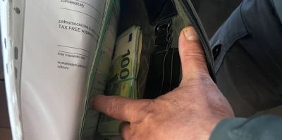 Белоруса задержали на литовской границе за контрабанду наличных денег