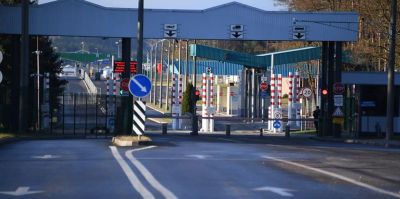 Польша не планирует возобновлять грузовое движение в ПП "Кузница"