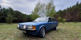 "Умели же в те времена машины делать!" История 42-летнего Ford Granada из Бреста