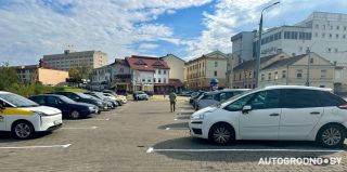 На Виленской работает новая схема парковки. Фоторепортаж