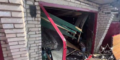 В гараже на Пушкина в Гродно вспыхнул газ – обрушились плиты. Пострадали два человека