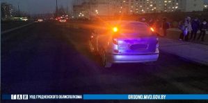 10-классник переходил дорогу на зеленый, но оказался в реанимации. Из-за пожилого водителя, который поехал на красный