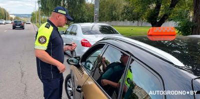 В Гродно начались рейдовые мероприятия ГАИ – массово проверяют водителей такси и маршруток