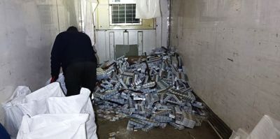 Белорусский дальнобойщик попался с контрабандой сигарет на 180 тысяч евро. "Прикрытие" в виде руководителя фирмы не помогло