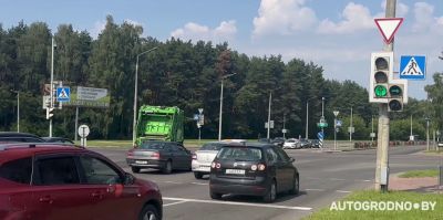 В Гродно изменили работу светофоров у БСМП – на что теперь обращать внимание при проезде