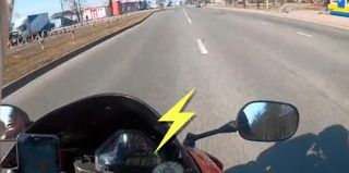 Парень разогнался 179 км/ч на мотоцикле в Гродно и пожаловался, что его не видят автомобилисты