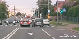 Есть ли смысл постоянно менять полосы в городе, в поисках быстрой? Видео из Гродно