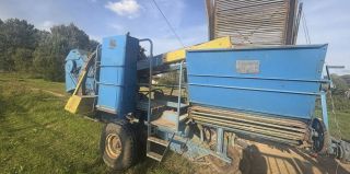 Под Вороново при уборке картофеля погиб мужчина