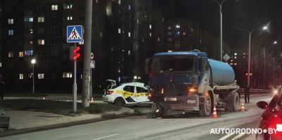 В декабре прошлого года в Гродно таксист выехал на встречку и врезался в грузовик. Пострадала женщина. Что решил суд?