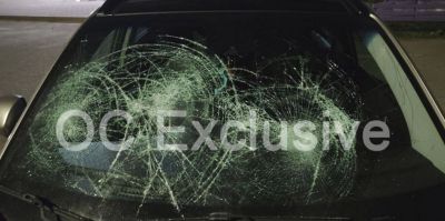 Житель Гродно забросал камнями припаркованный автомобиль. Его остановила фраза, сказанная владельцем авто