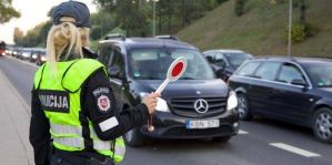 Важная новость для тех, кто едет в Литву: с 1 мая в правила дорожного движения введены изменения
