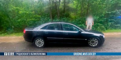 В Гродно парень угнал автомобиль, чтобы покататься с девушкой и друзьями. Во время поездки Audi сломалась
