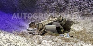 Недалеко от Гродно на крыше оказалась "Лада". Все живы